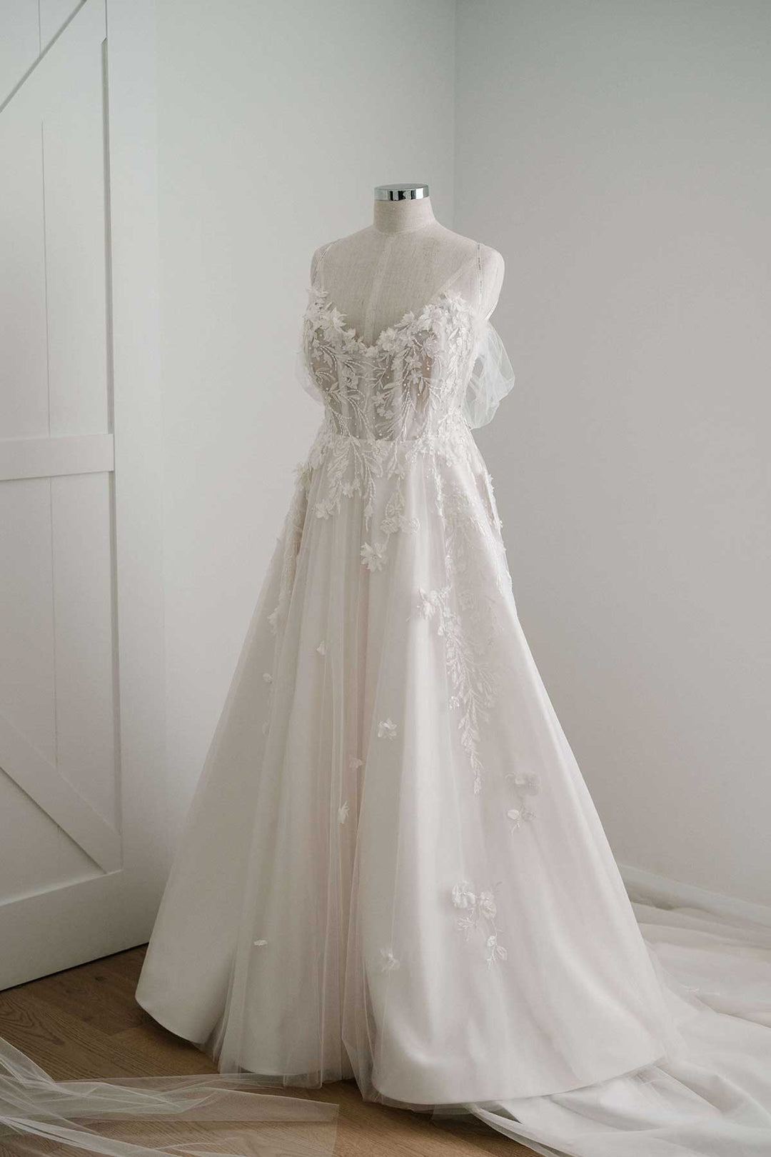white wedding dress on mannequin Bridal Mannequin Hire – S.E Creative